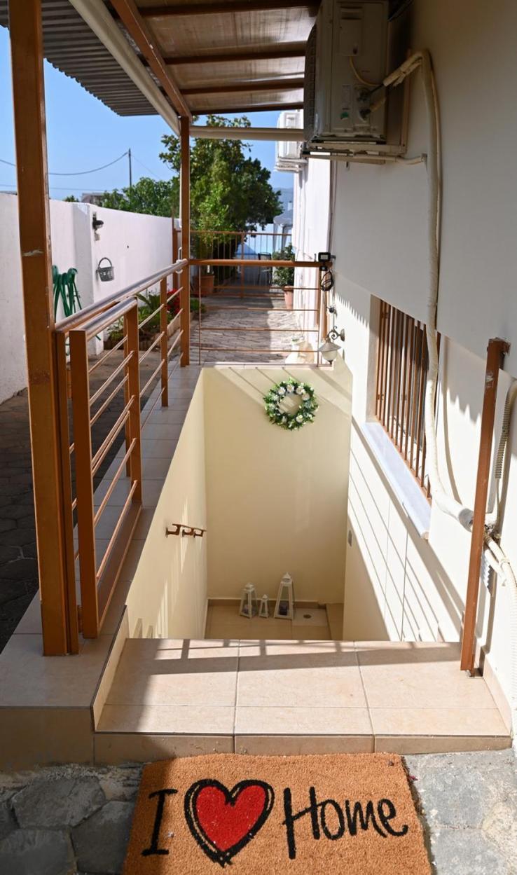 Oasis Lower Ground Floor Apartment Аргос Екстер'єр фото