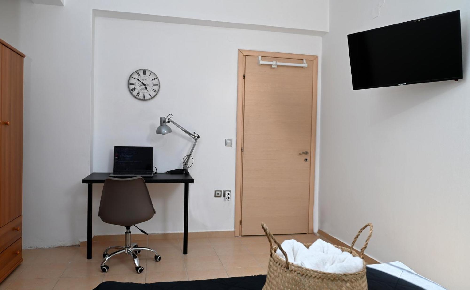 Oasis Lower Ground Floor Apartment Аргос Екстер'єр фото